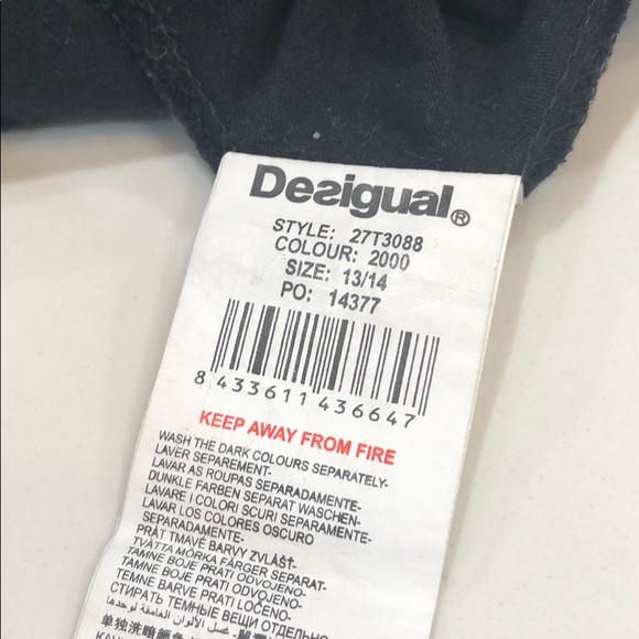 Tops - Picture 4 of 5